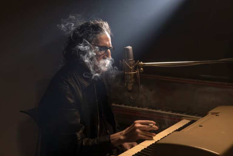 Charly García estrenó su tema junto a Sting